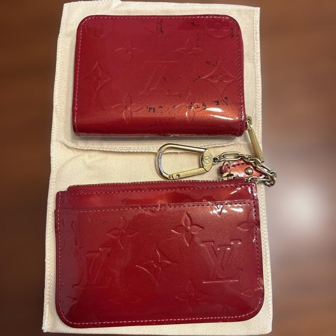 ルイヴィトン　LOUIS VUITTON ミニ財布　小銭入れ　カードケース