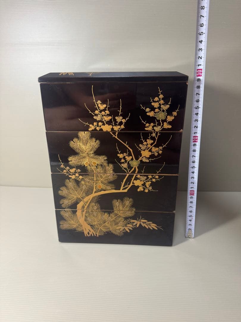 2087黒漆塗り沈金重箱　松梅金蒔絵　4重　高級