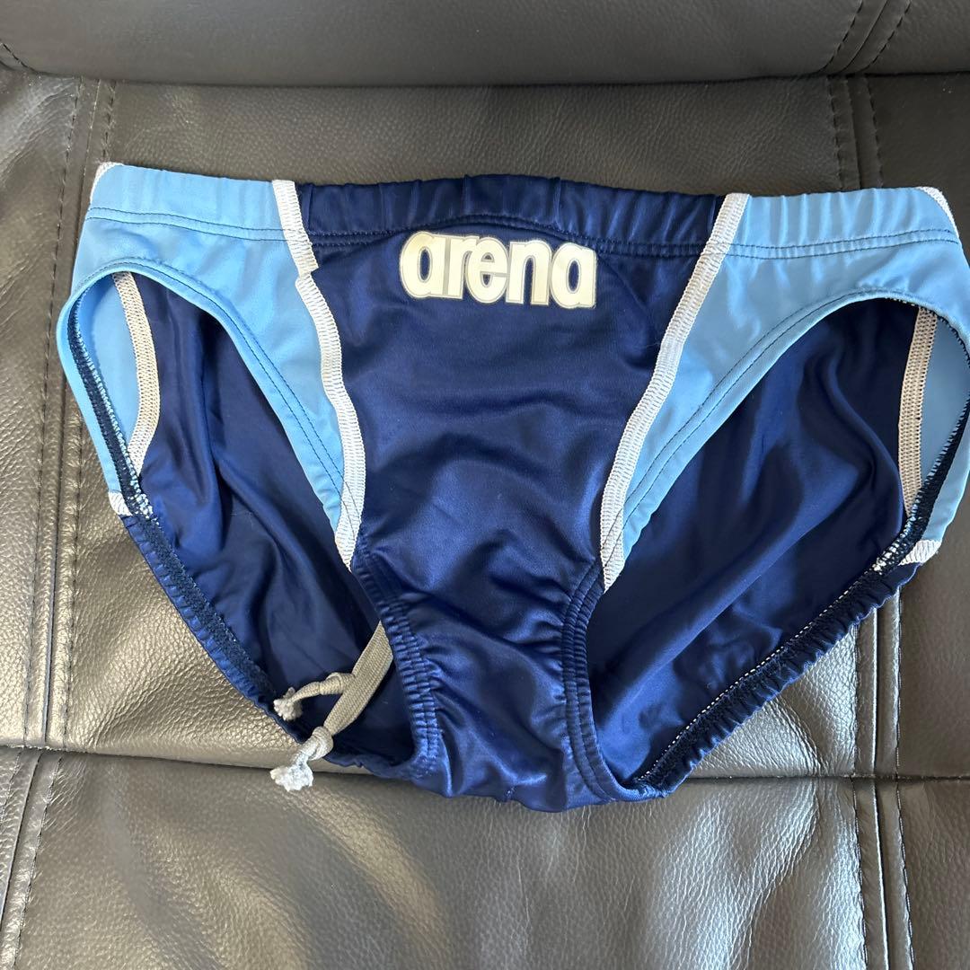 メンズ競泳水着 アリーナMサイズ　4枚セット