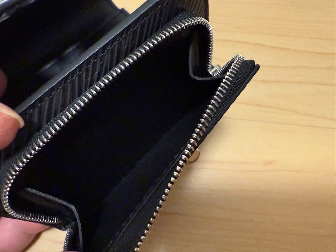 Louis Vuitton ポルトフォイユ ツイスト ブラック 三つ折り財布