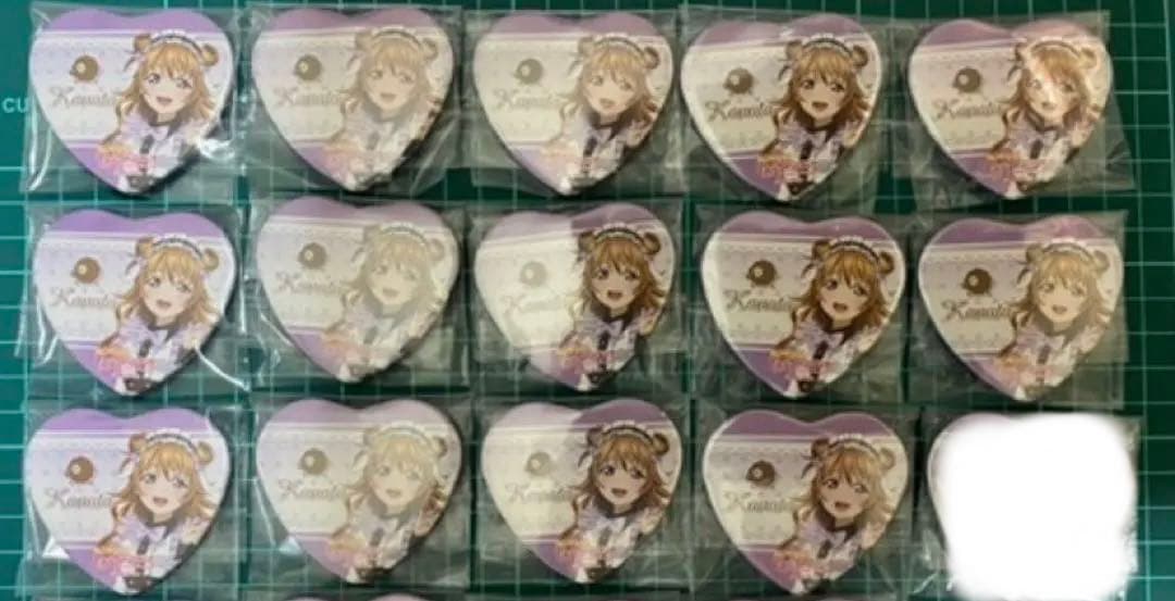 ラブライブ　虹ヶ咲　アニマルメイド　ハート缶バッジ　近江彼方　14個