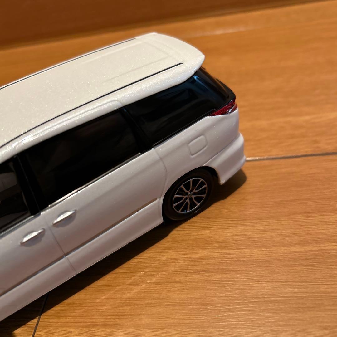 1/30 トヨタ エスティマ ハイブリッド 非売品 カラーサンプル ミニカー