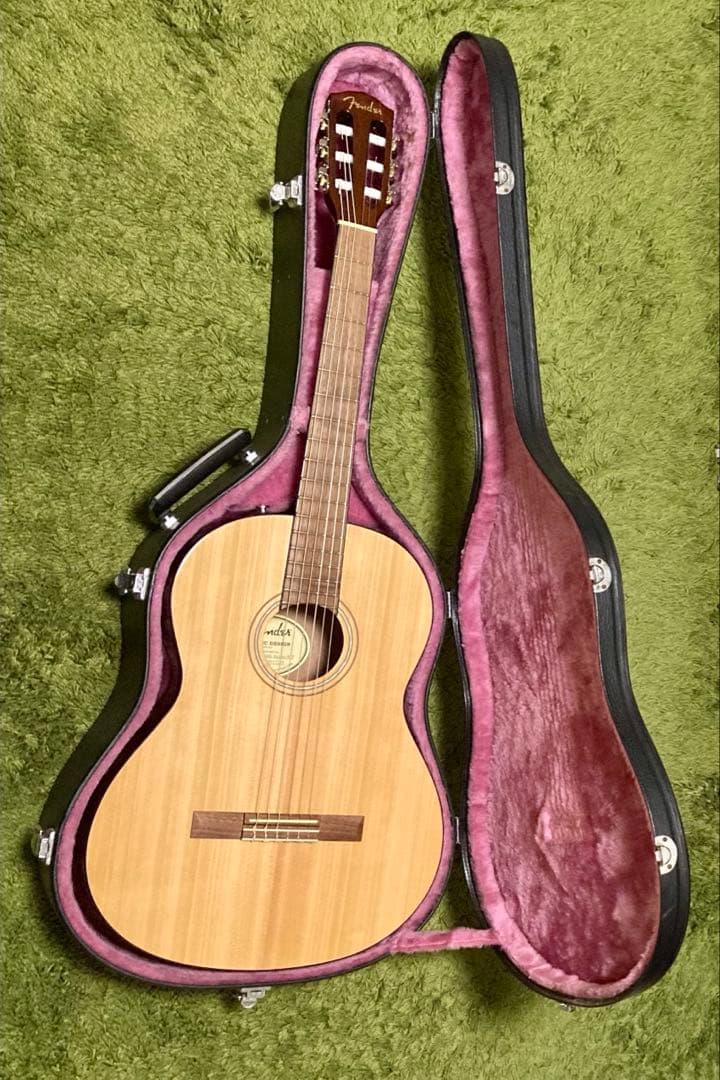 Fender Classic Design CD-60S NAT ハードケース付
