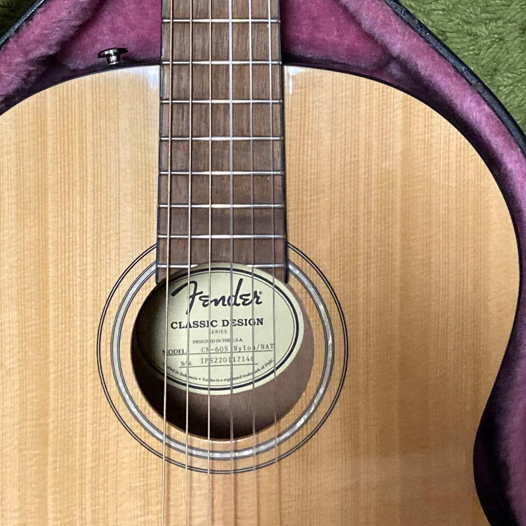 Fender Classic Design CD-60S NAT ハードケース付