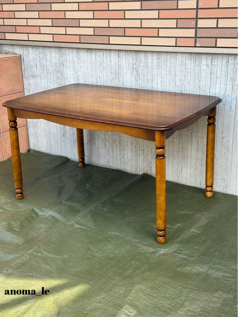 【ダイニングテーブル】国産　karimoku　オールドカリモク　コロニアル