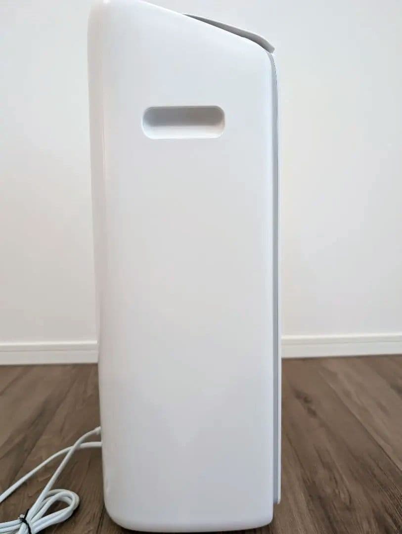 【2024年・美品】シャープ 衣類乾燥 除湿機 CV-SH150W