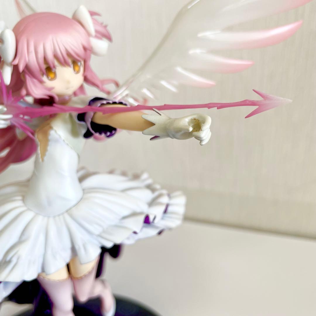 魔法少女まどか⭐︎マギカ 叛逆 1/8スケール アルティメットまどか フィギュア