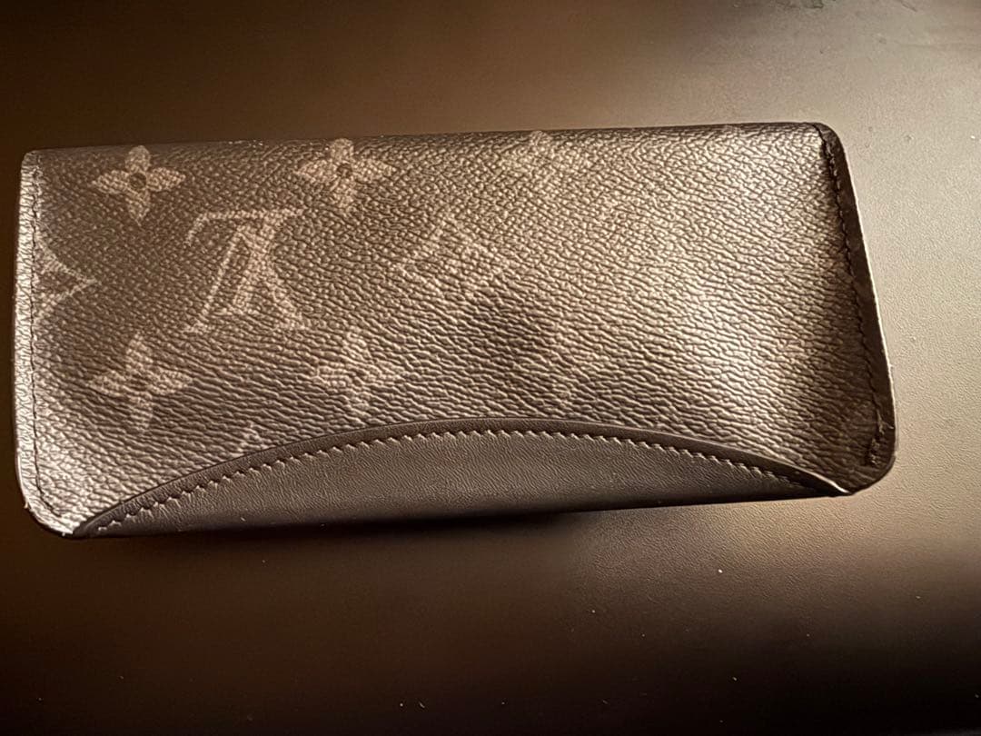 美品 LOUIS VUITTON エテュイ・リュネット ウディGI0296
