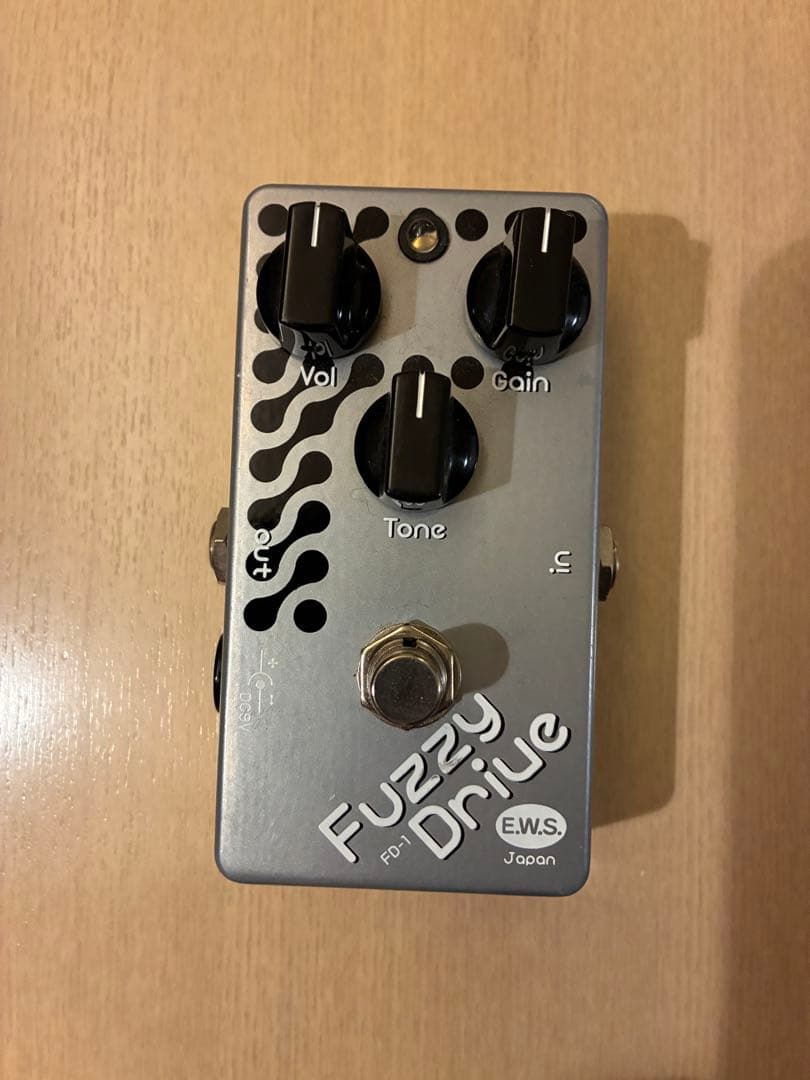 E.W.S. Fuzzy Drive ギターエフェクター