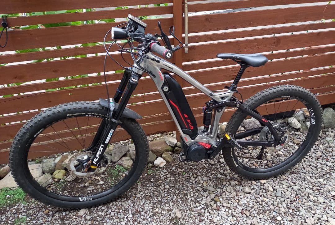 ひ*て様 PANASONIC XM-D2 V 2021年？