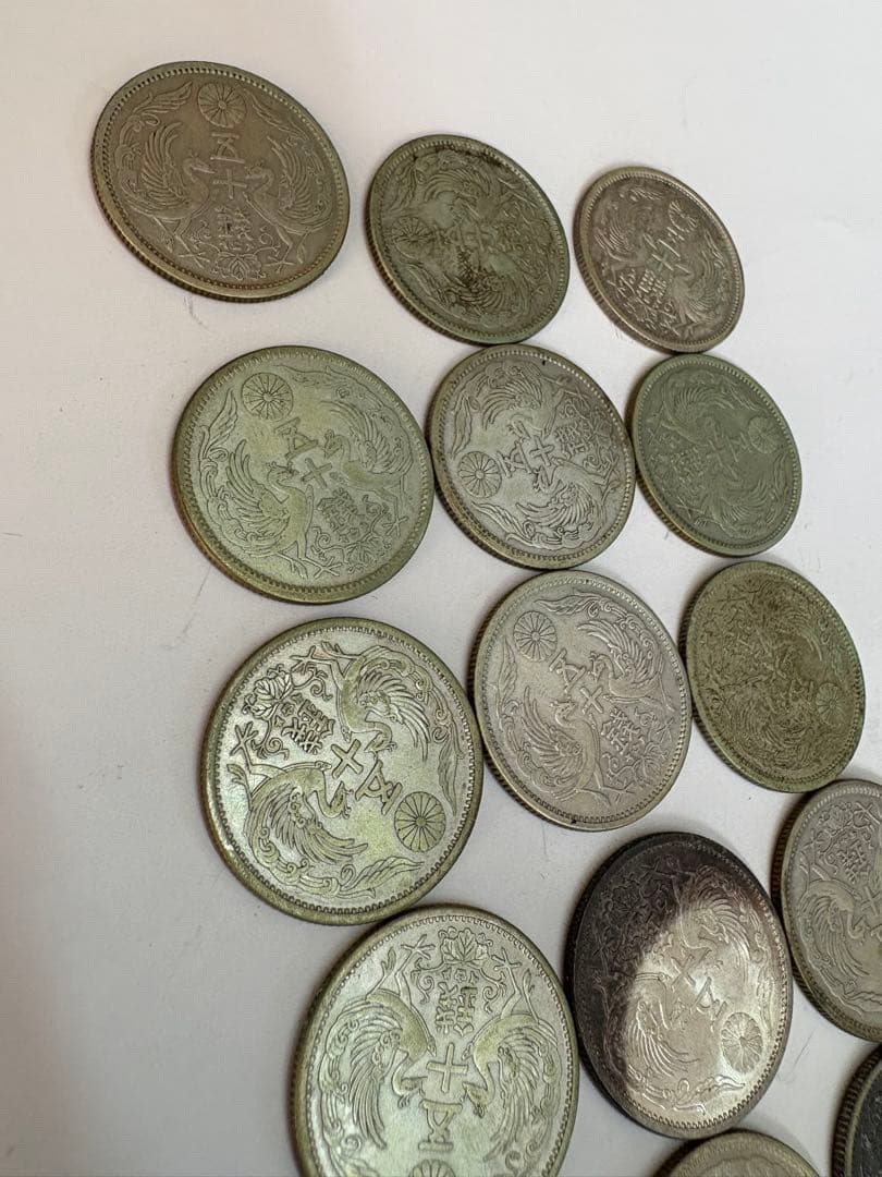 小型50銭　銀貨　鳳凰　１５枚　状態様々　まとめ売り