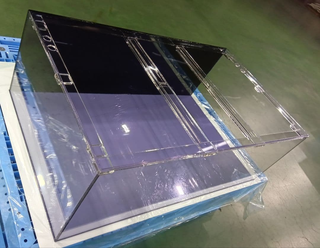 アクリル水槽 背黒 底透明青 W120 D70 H40 ワンオフ 佐川急便発送