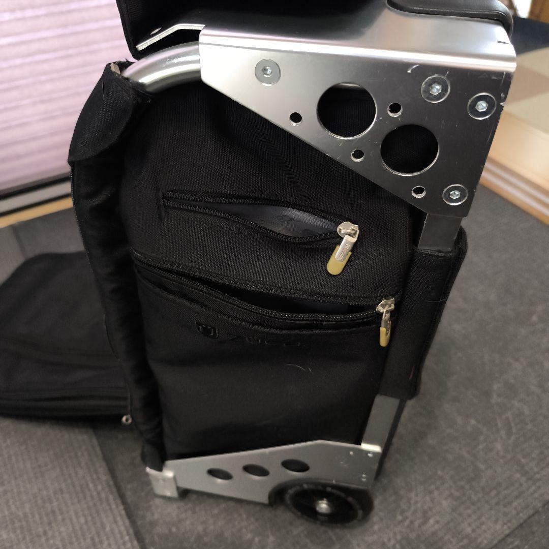 R18様専門　ZUCA(ズーカ) キャリーバッグ - 黒 2輪