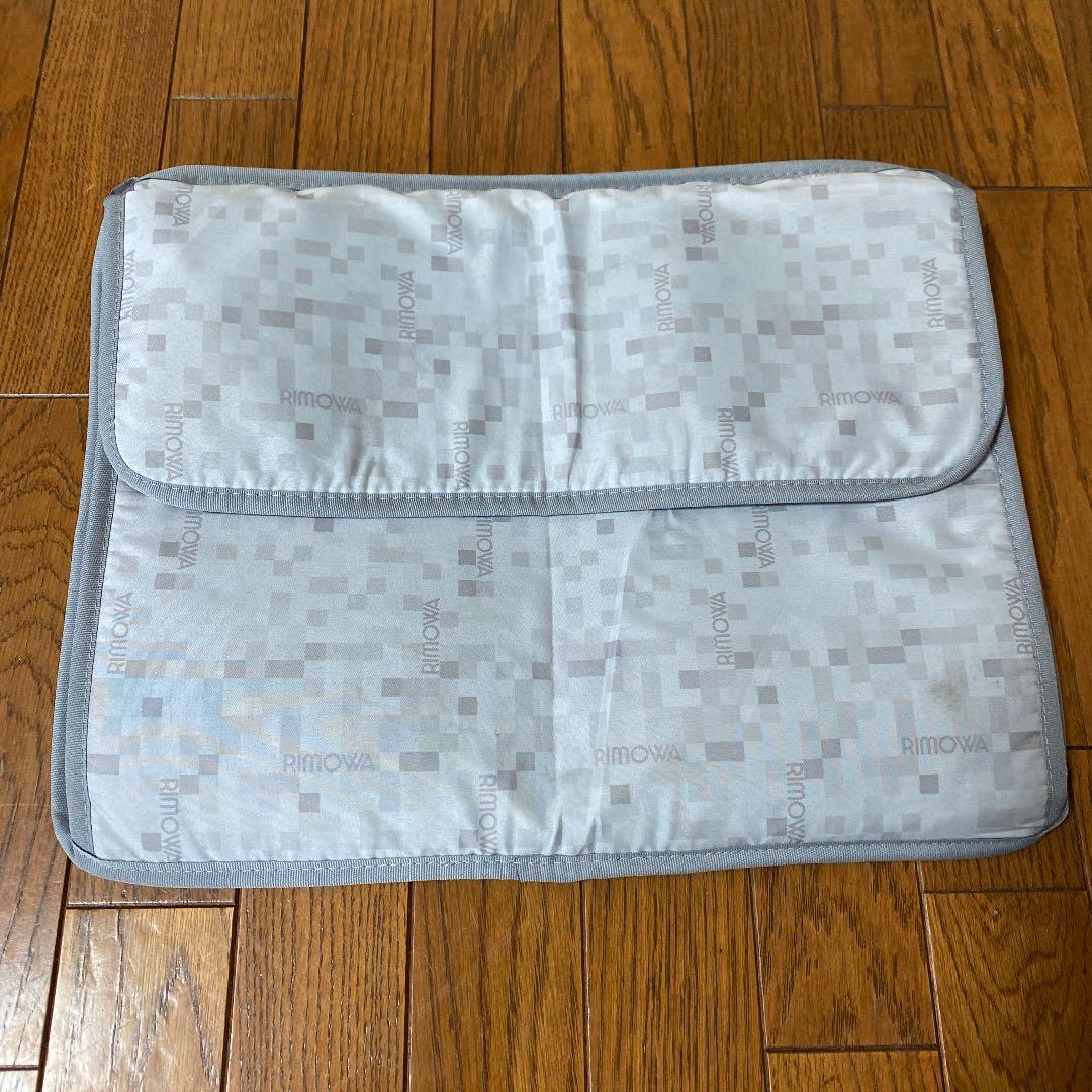 安心のリモワ！マットブロンズのビジネストローリー 機内持込25L rimowa