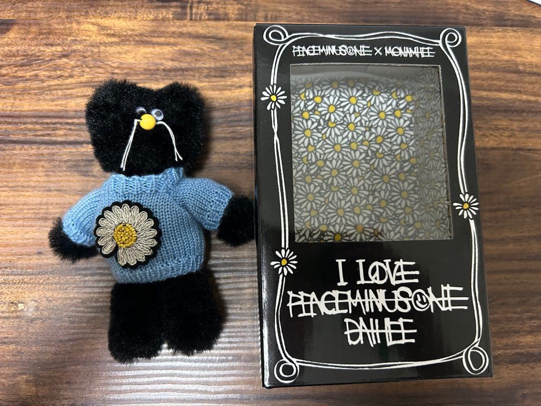 PEACEMINUSONE X MONAMHEE キーリング　バッグ付き