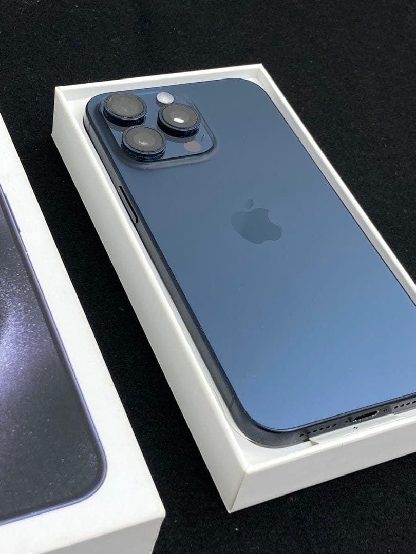 【極美品】Apple iPhone 15 ProMAX 256GB BT 箱付き