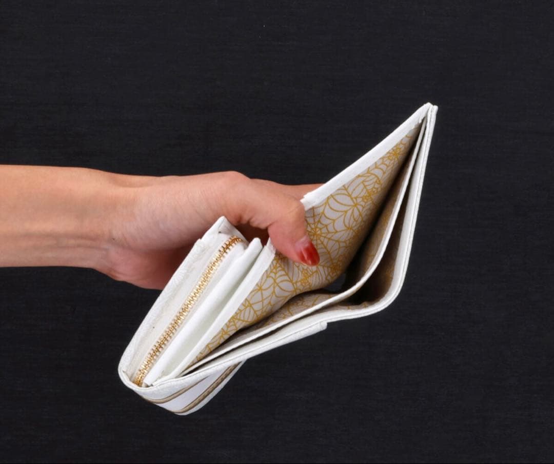 王様戦隊キングオージャー二つ折り財布（ジェラミー・ブラシエリ　モデル）