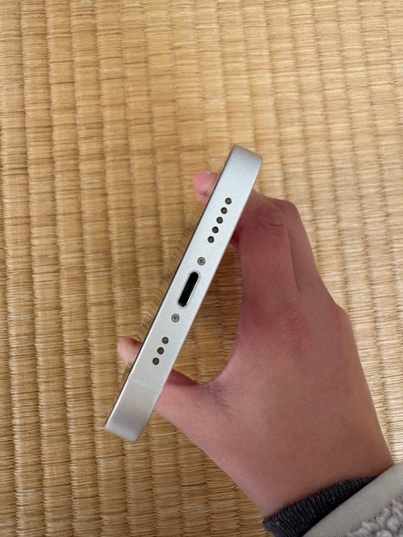 Apple iPhone 13 ホワイト　128GB