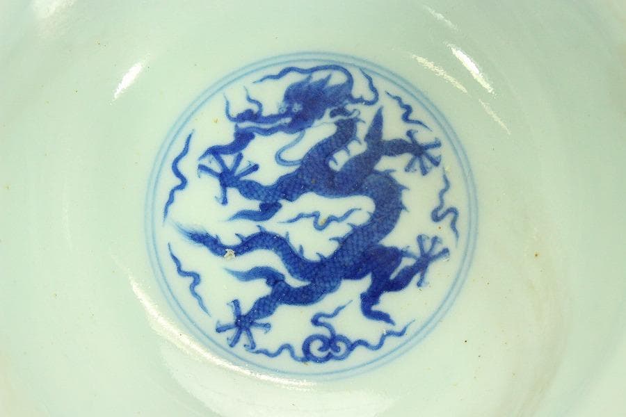 中国美術 青花 龍紋 碗 乾隆年製 φ17cm(SSN5)