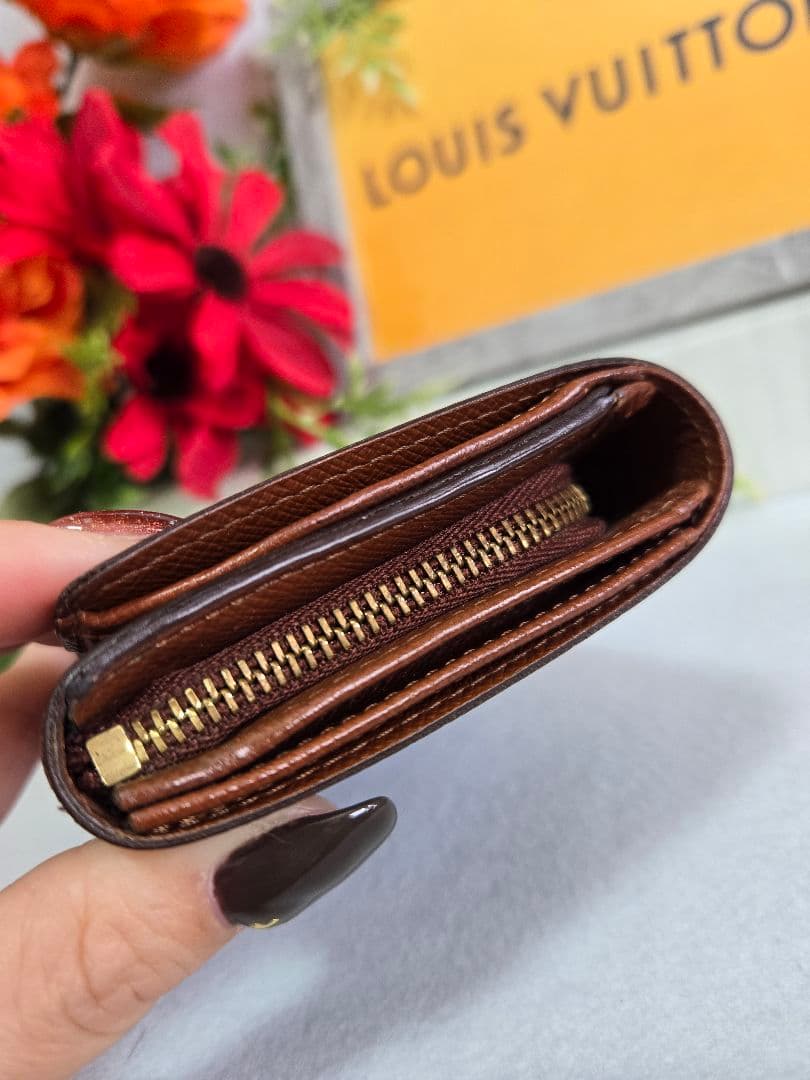 ☆LOUIS VUITTON ルイヴィトン 二つ折り財布 L字ファスナー☆