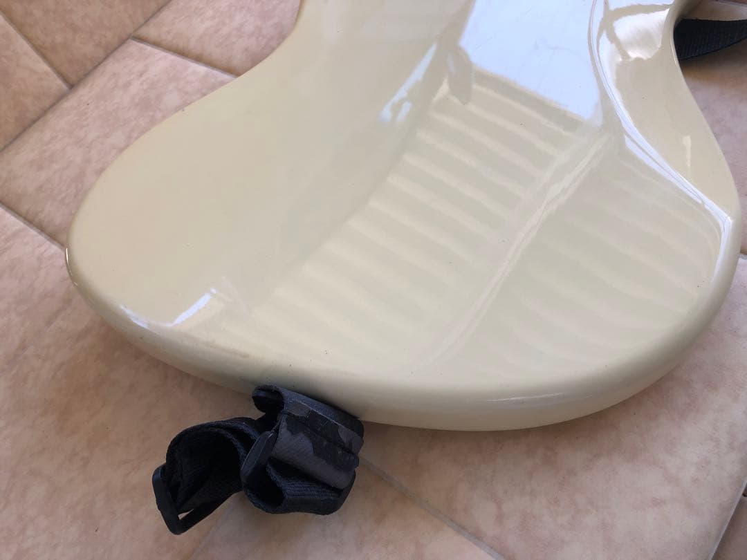 エレキベース(メーカー不明)(G71)