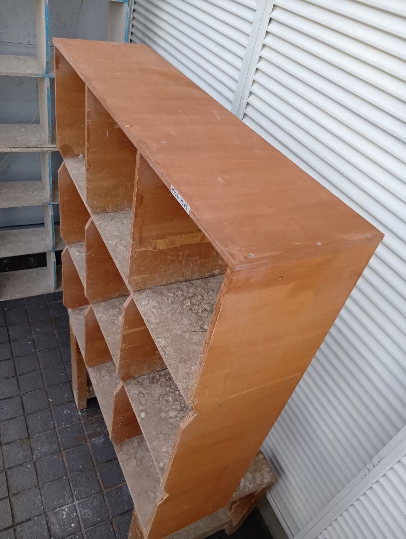 レース とまり木 9仕切りマス目棚　盆栽　苗木棚　工具棚　鳩道具　愛鳩の友レア