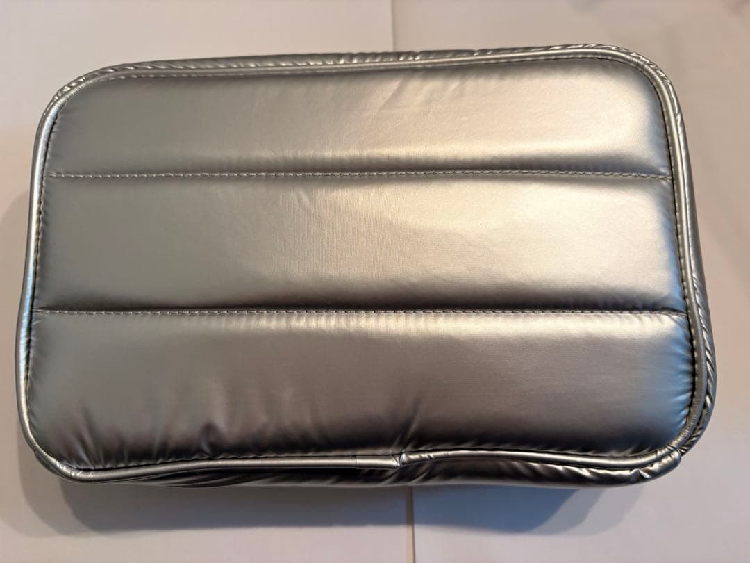 ラプレリー LA PRAIRIEスキンケアサンプルセット・ポーチ付き