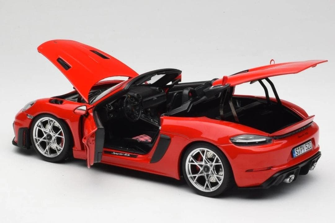 ハッピー1/18 ポルシェ 718 スパイダー RS レッド Spyder