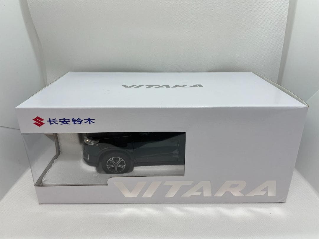 701-018 スズキ 1/18 SUZUKI Vitara ダークグリーン