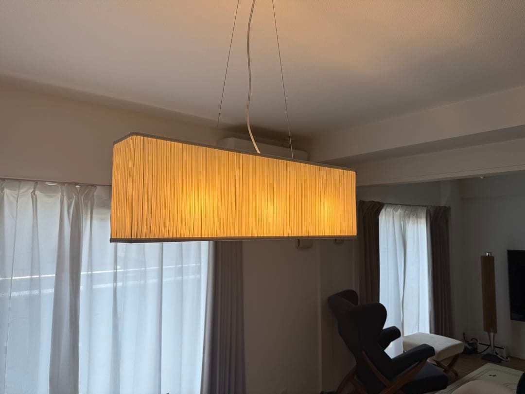 美品　ヤマギワのペンダントライト、BAUMN 324F-361 750mm