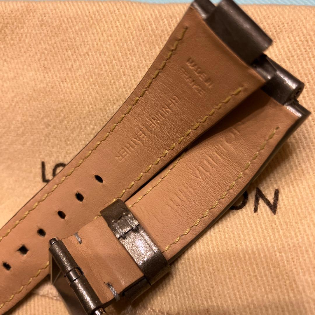 Louis Vuitton レザーベルト グレー