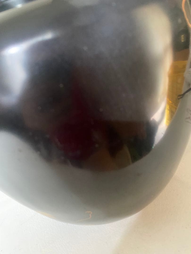 漆塗り花瓶　花台付　黒地　金色　葉模様　壺　置物　骨董