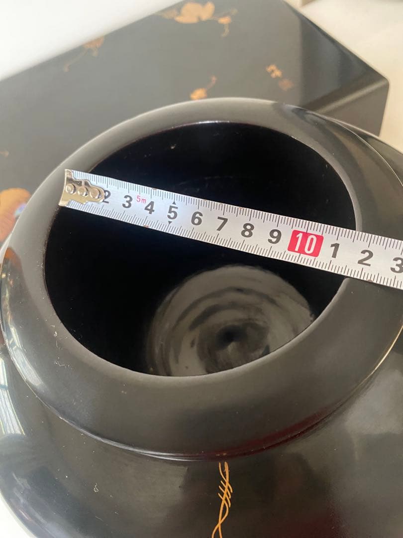 漆塗り花瓶　花台付　黒地　金色　葉模様　壺　置物　骨董