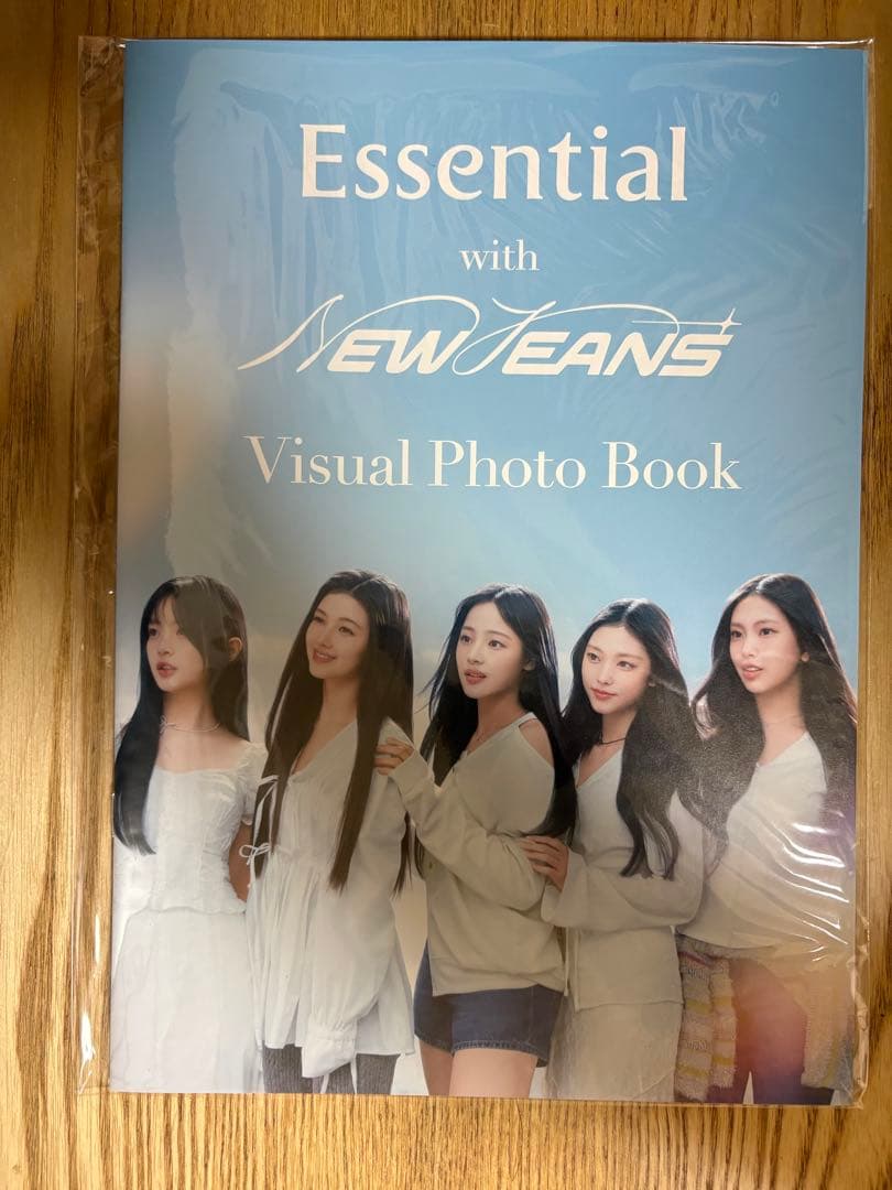 NewJeans ビジュアルフォトブック　エッセンシャル　zero