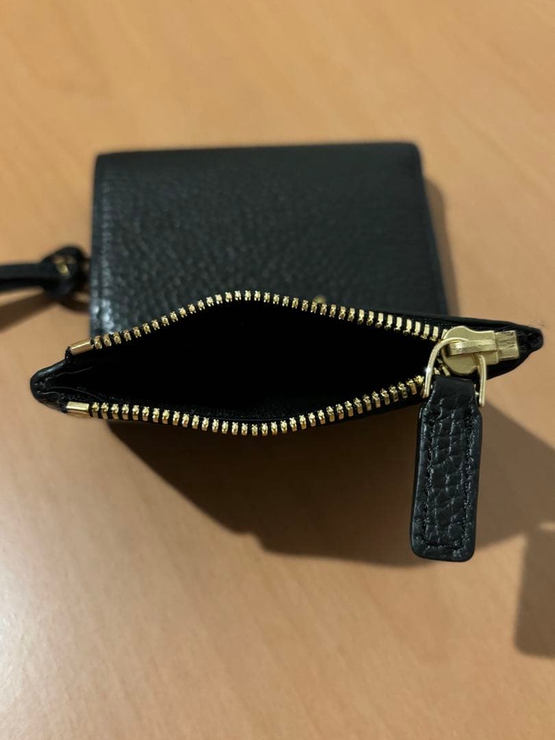 【美品】agnès b. ブラック　牛革　三つ折り財布