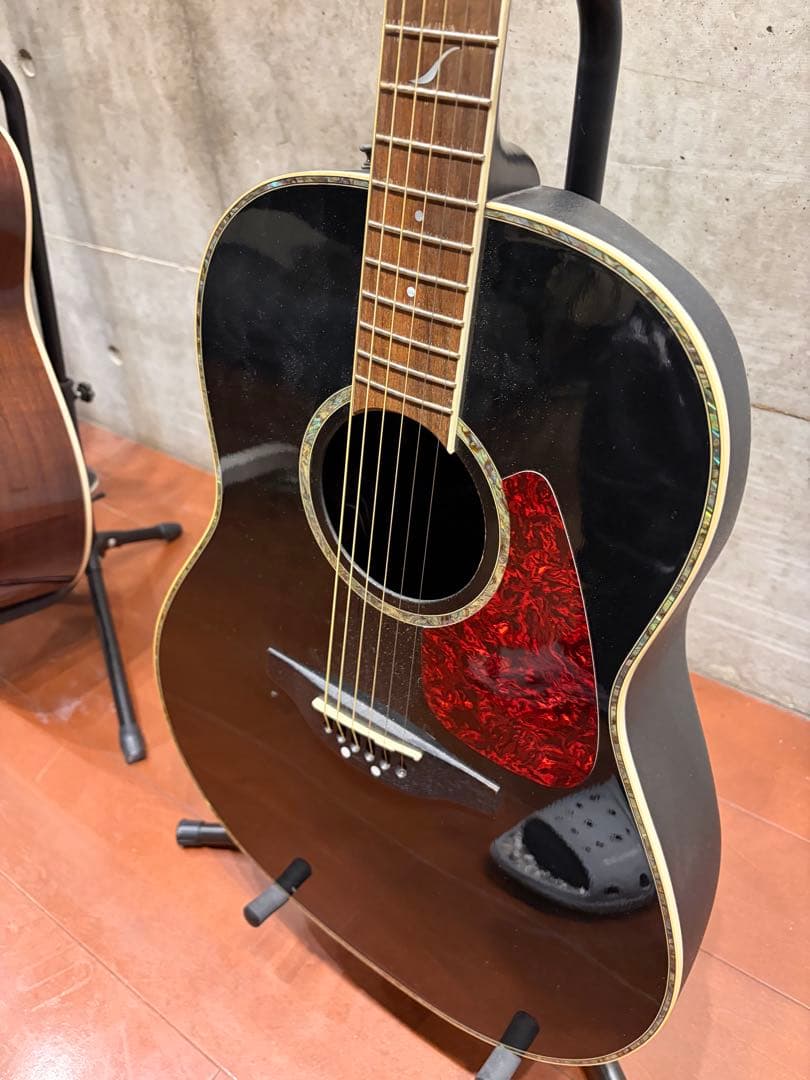 正月特価Ovation Celebrityエレアコ　ソフトケース付き