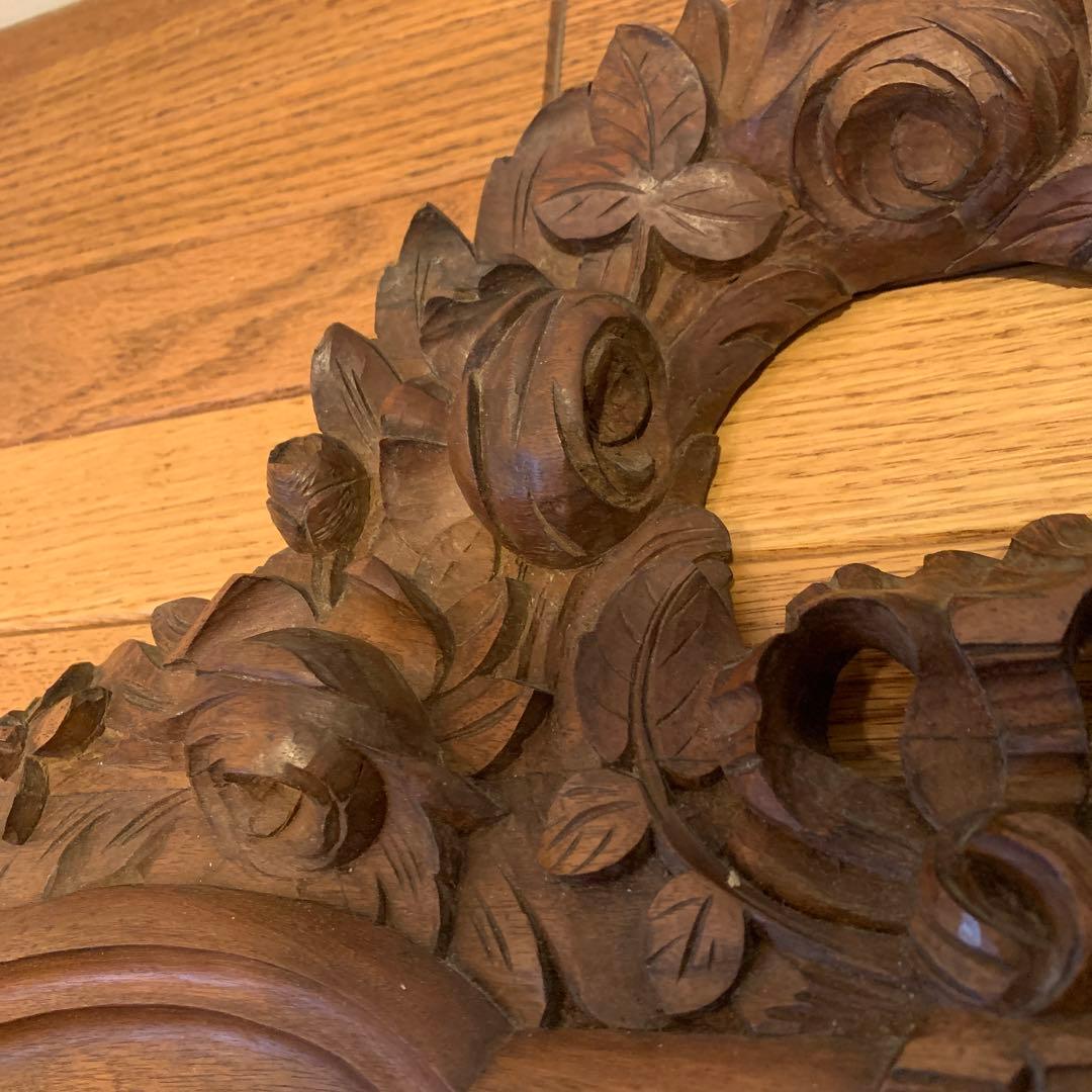 フランスアンティーク　家具装飾　重厚なバラとリボン