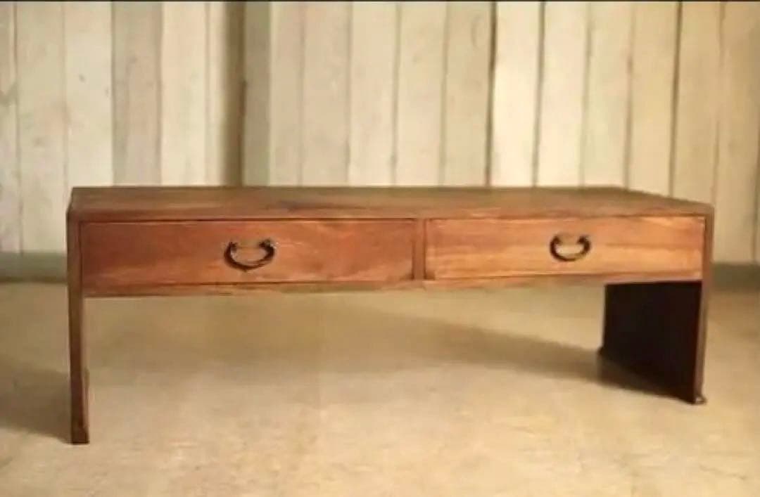 古く味のある木製の机　引き出し2杯　ローテーブル　作業台　古家具　古民家