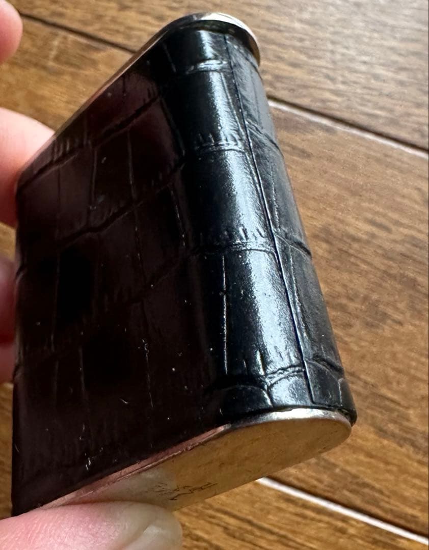 サンローラン 携帯 灰皿 ツボタパール アッシュトレイ