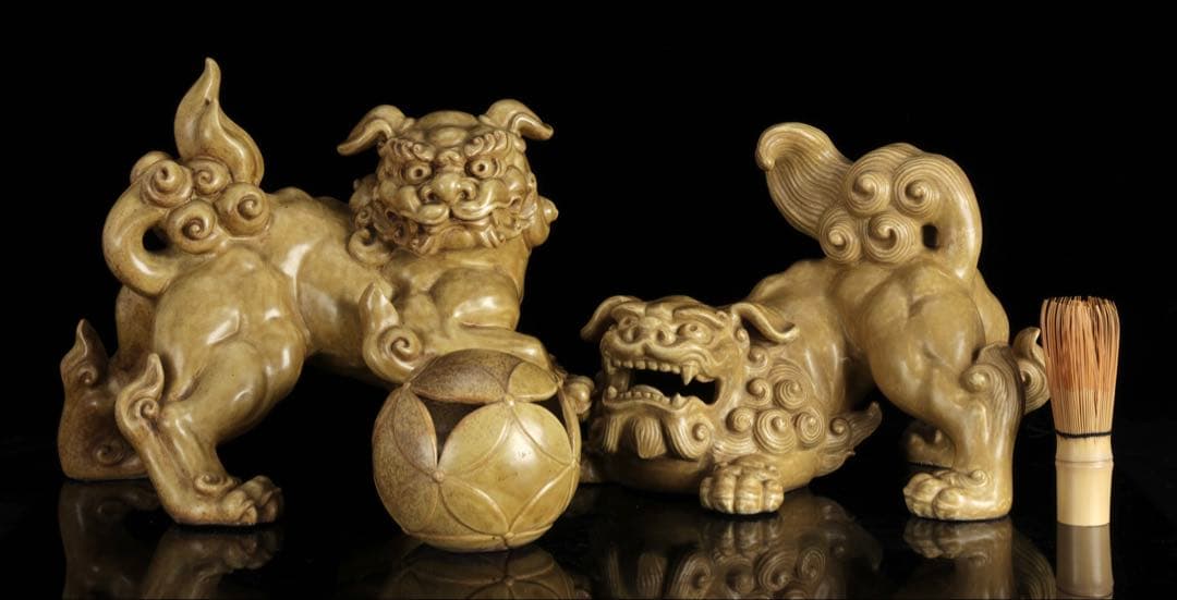 九谷焼 玉獅子 双獅子置物 一対 共箱付 24cm 唐獅子 狛犬 古美術 骨董品