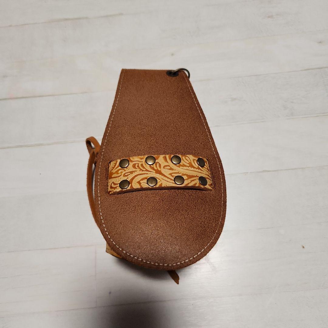 レザーウォレット革財布透かし彫カービング×パイソン ストラップ付&ウエストケース