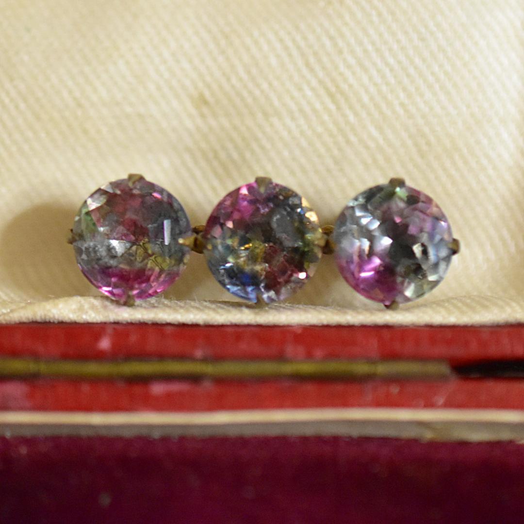 アンティーク 虹色 初期 アイリスガラスのブローチ