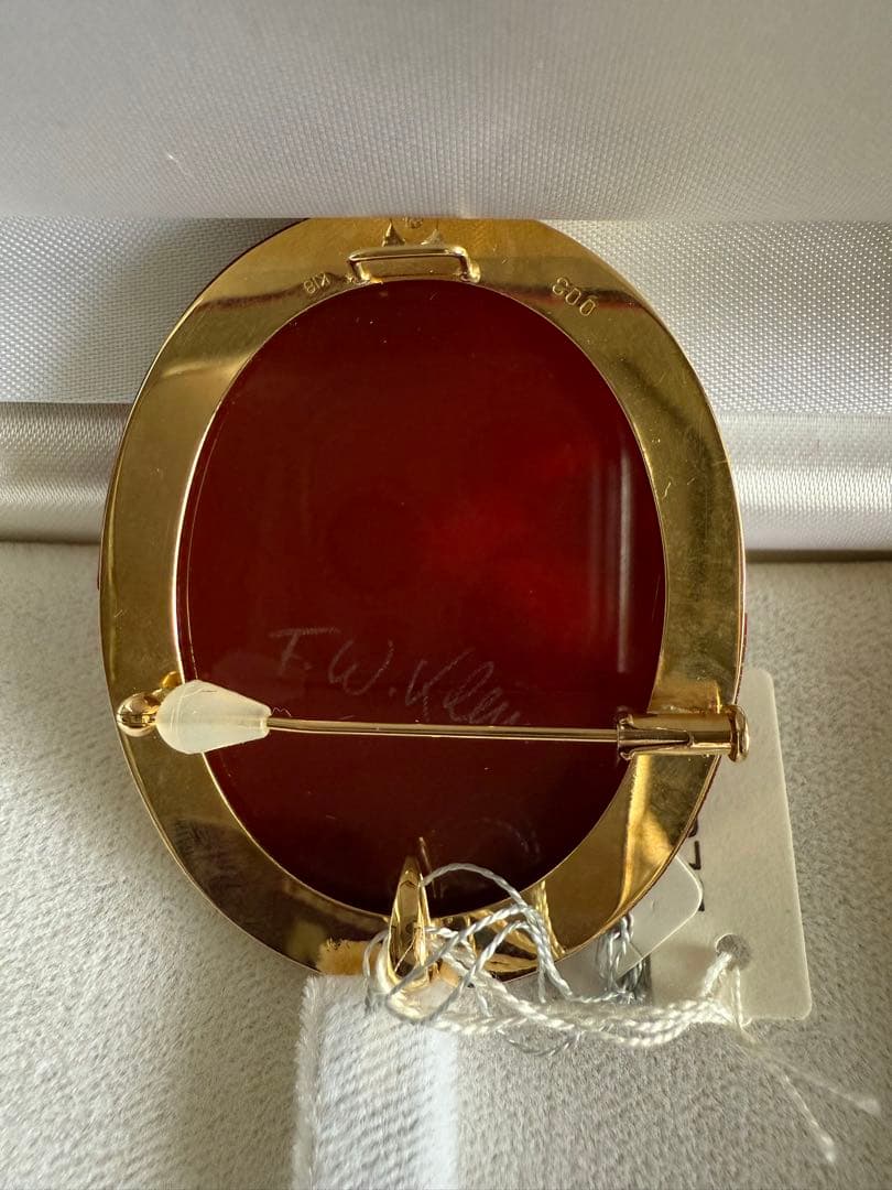 Ｋ18カメオブローチ 女性の肖像