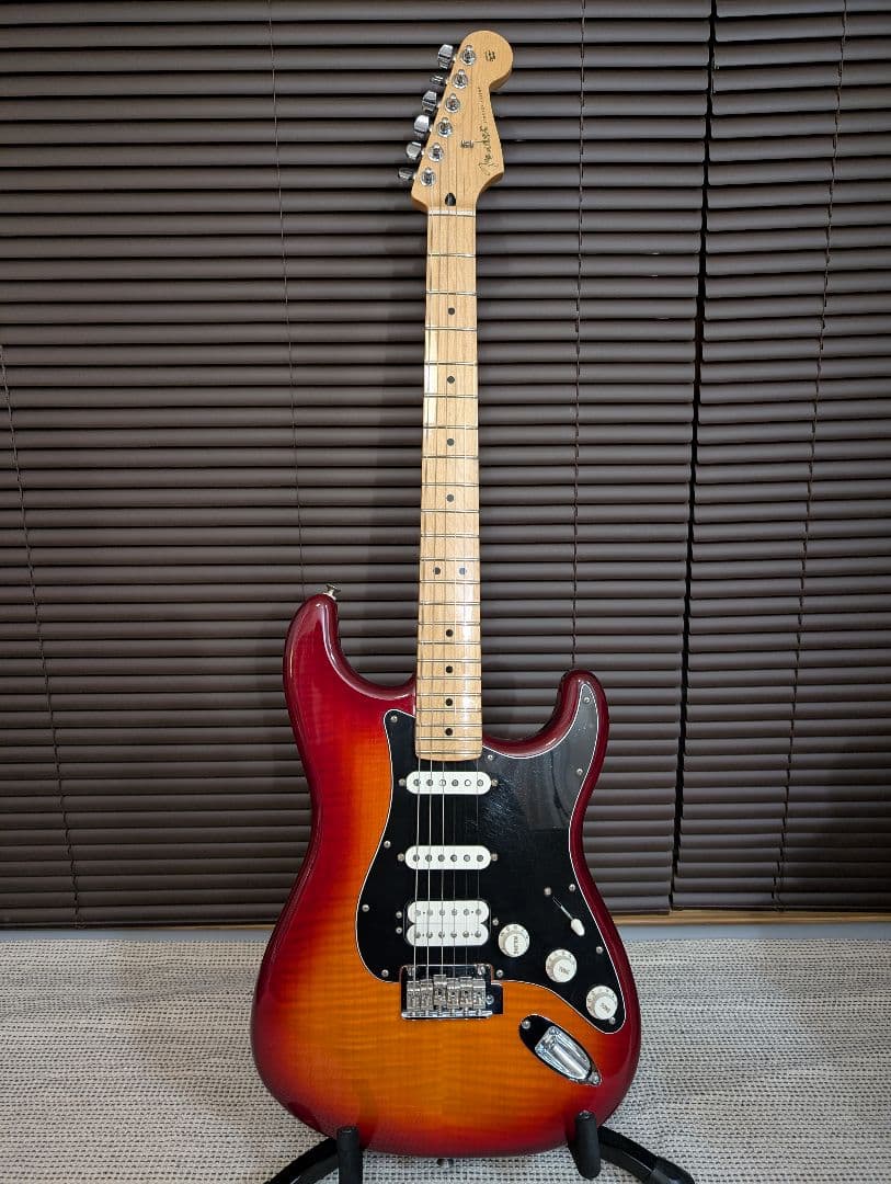 ギター Fender Player Stratocaster HSS Plus Top