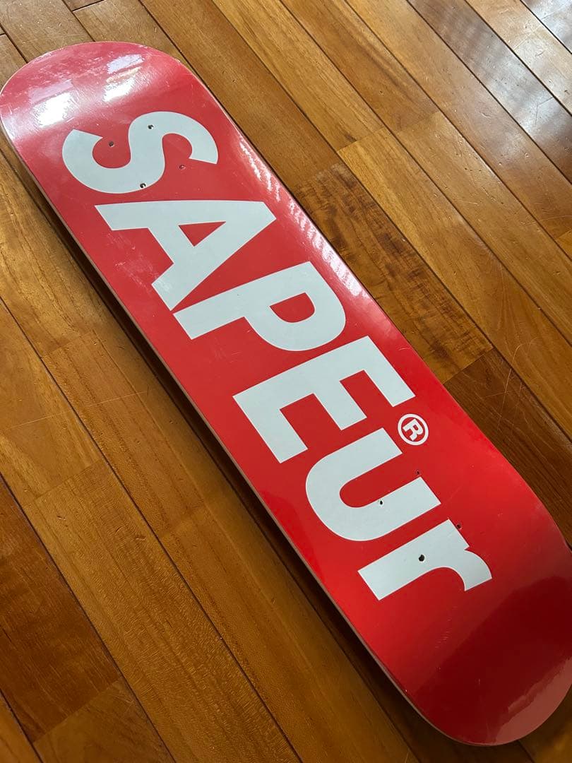 新品未使用　SAPEur スケートボード デッキ　レッド　サプール