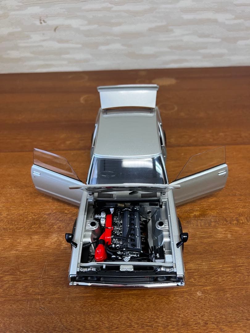 No113ミニカー1/18箱ありNISSAN SKYLINE 2000 GT-R