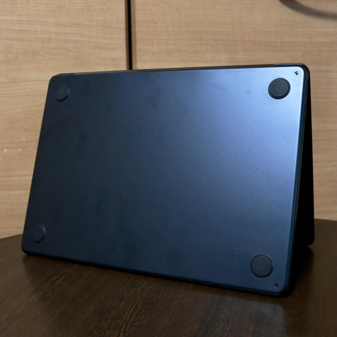 ★M2 MacBook Air 13.6 （M2/8GB/256GB）箱あり★