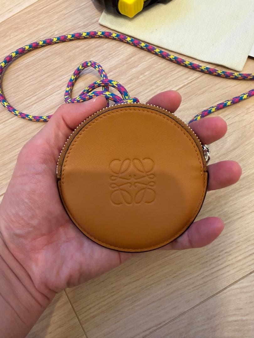 LOEWE クッキー チャーム ジップ アラウンド ウォレット