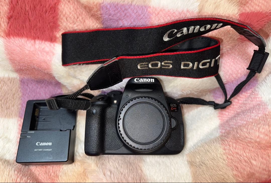 Canon EOS Kiss X7i 本体