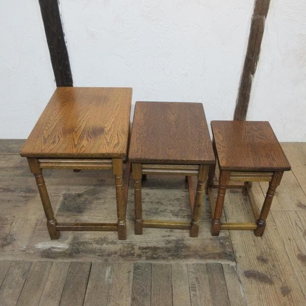 イギリス アンティーク 家具 ネストテーブル サイドテーブル 3台組 6078e